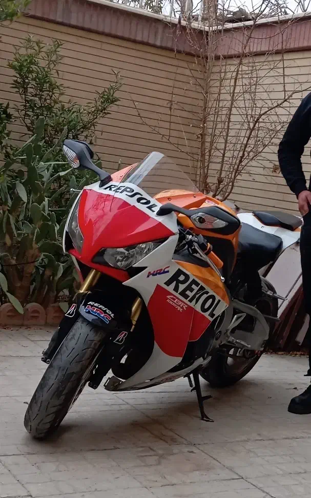 موتور cbr1000|موتورسیکلت|ابریشم, |دیوار