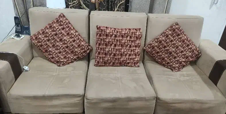 مبل 7نفره ال|مبلمان خانگی و میز عسلی|رودسر, |دیوار