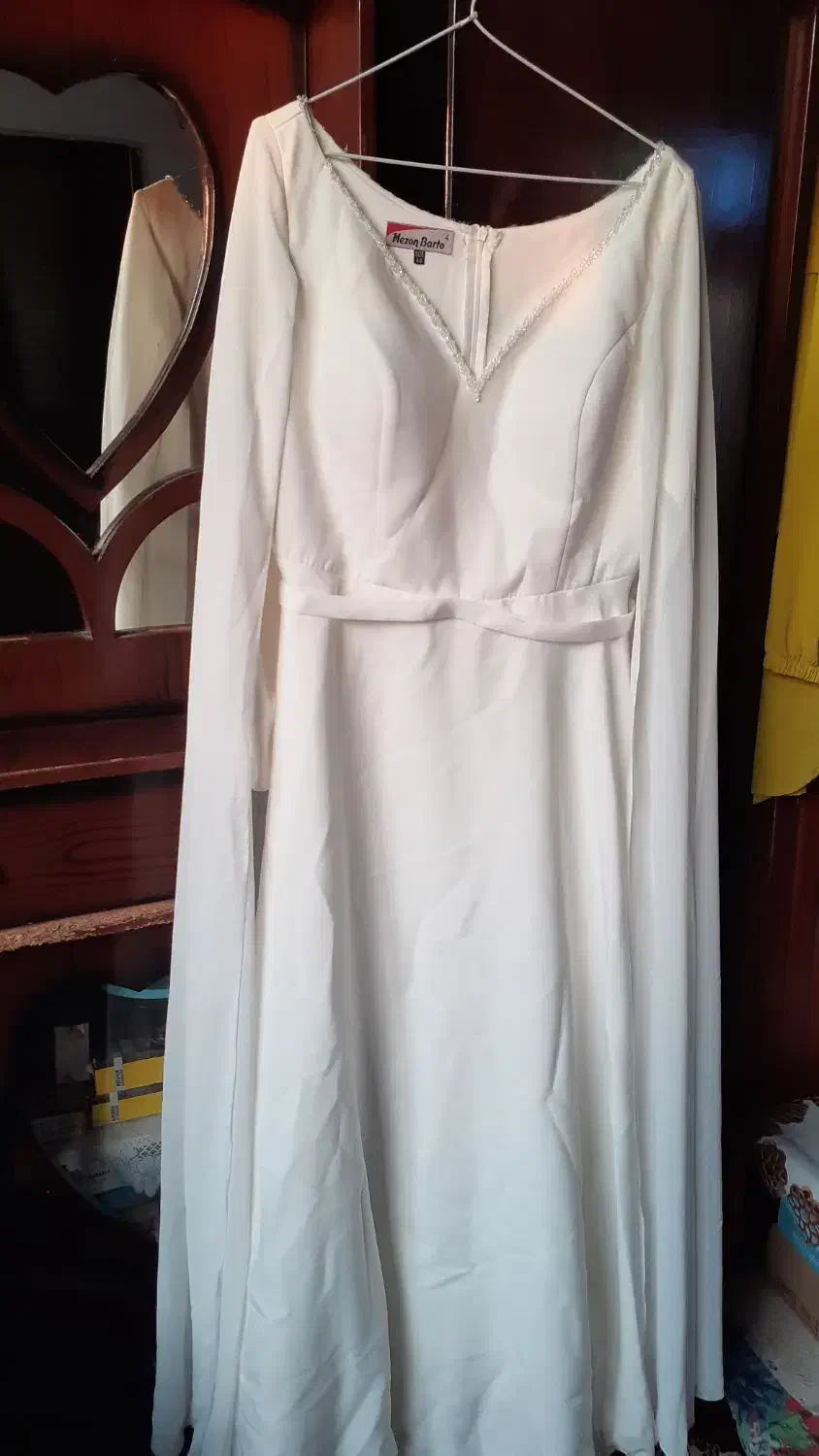 لباس عقدو عروسی|لباس|رشت, نظری|دیوار