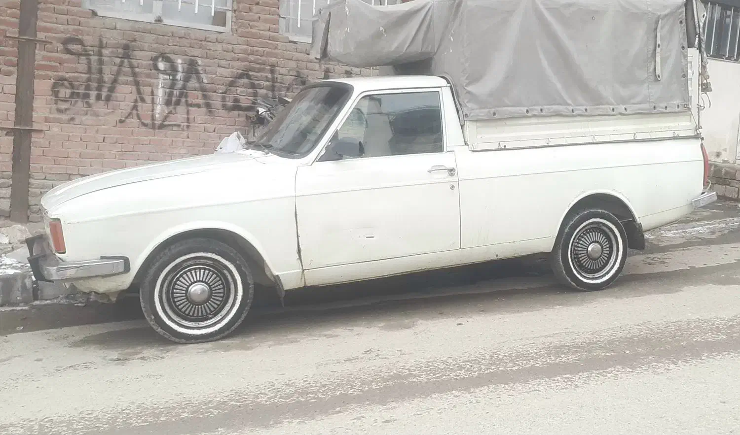 وانت ۸۱ دورنگ|خودرو سواری و وانت|مریوان, |دیوار