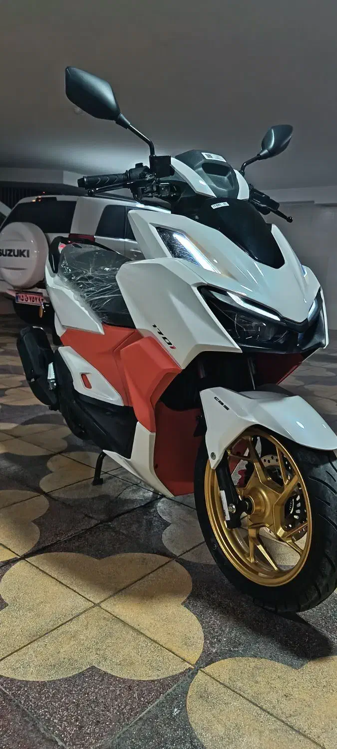 کلیک 170|موتورسیکلت|شیراز, کلاهدوز|دیوار