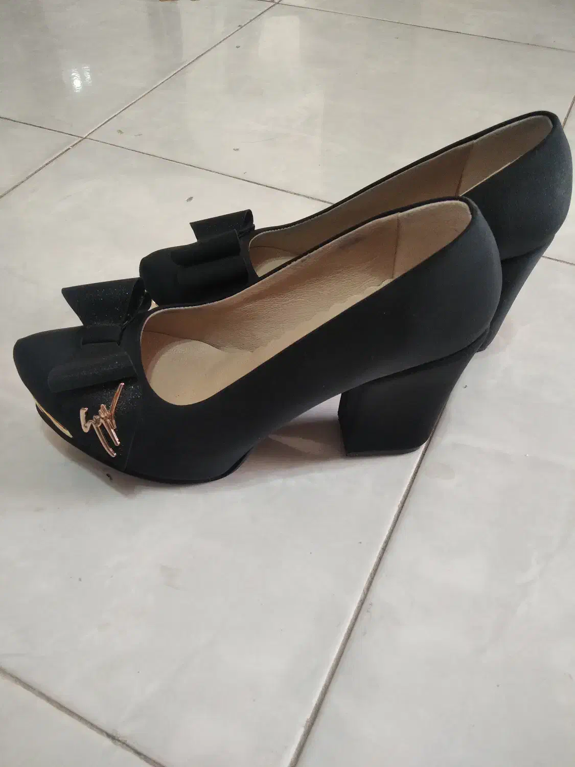 کفش پاشنه دار۳۰۰|کیف، کفش، کمربند|فردوس (خراسان), |دیوار