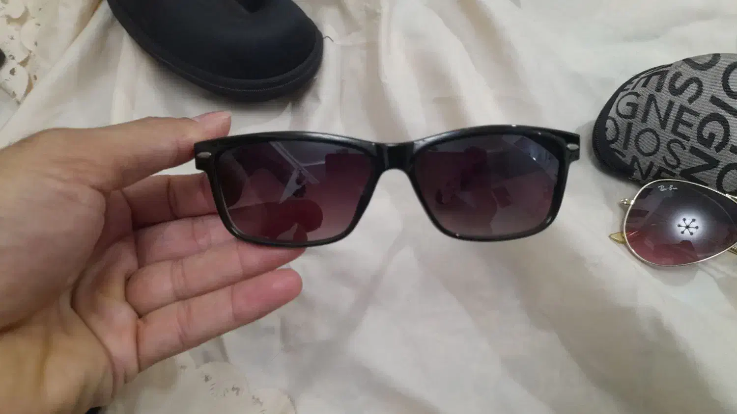 تعدادی عینک|زیورآلات و اکسسوری|قرچک, پارس سرام|دیوار