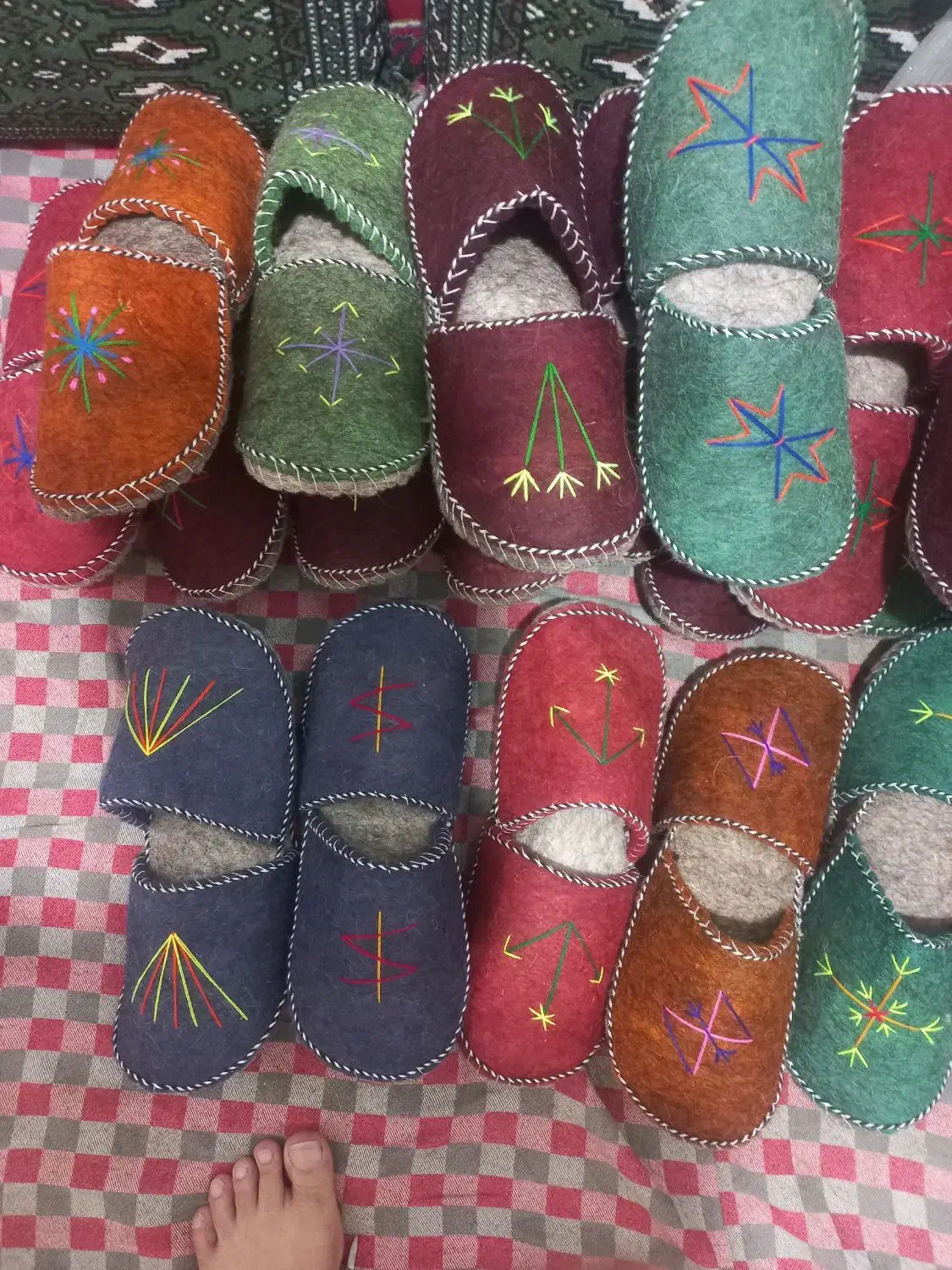 پاپوش نمدی سنتی|کیف، کفش، کمربند|گنبد کاووس, |دیوار