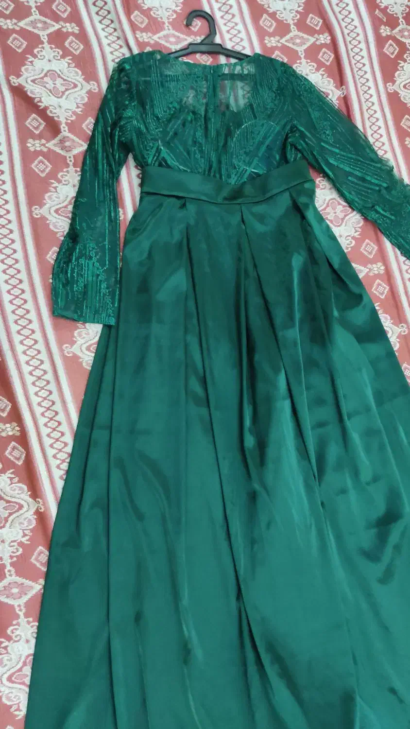 لباس مجلسی|لباس|شهریار, شهریار|دیوار