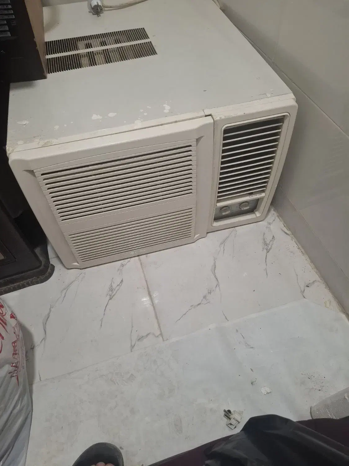 کولر پنجره ای|کولر گازی و فنکوئل|بندر دیر, |دیوار