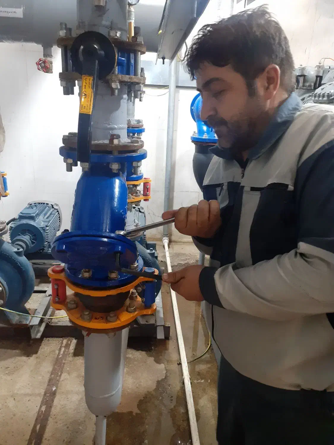 لوله کشی گاز ، آب ، فاضلاب  و تعمیرات موتورخانه|خدمات پیشه و مهارت|تهران, بلوار کشاورز|دیوار