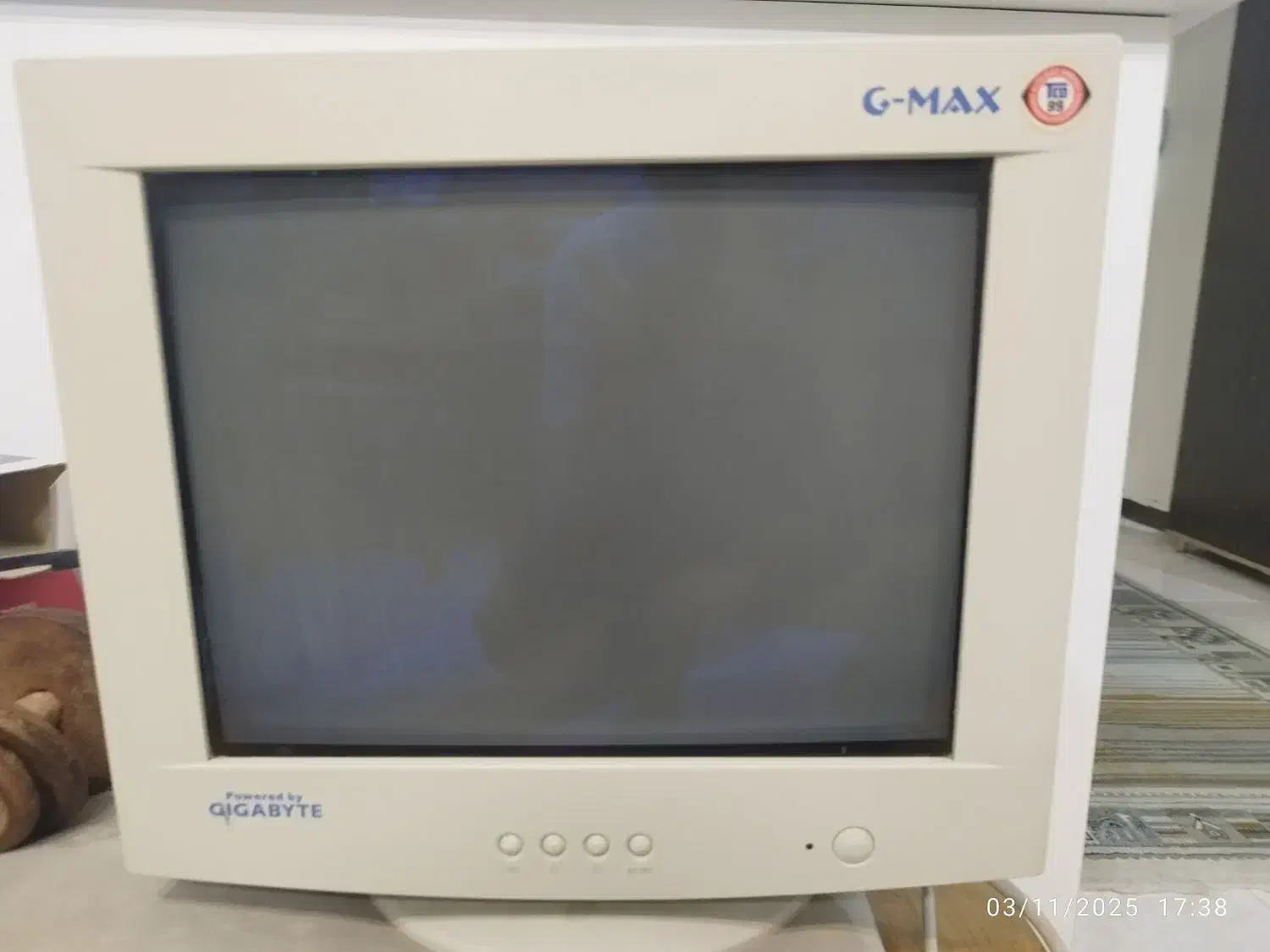 مانیتور کامپیوتر قدیمی گیگابایت|رایانه رومیزی|تهران, تهرانپارس غربی|دیوار
