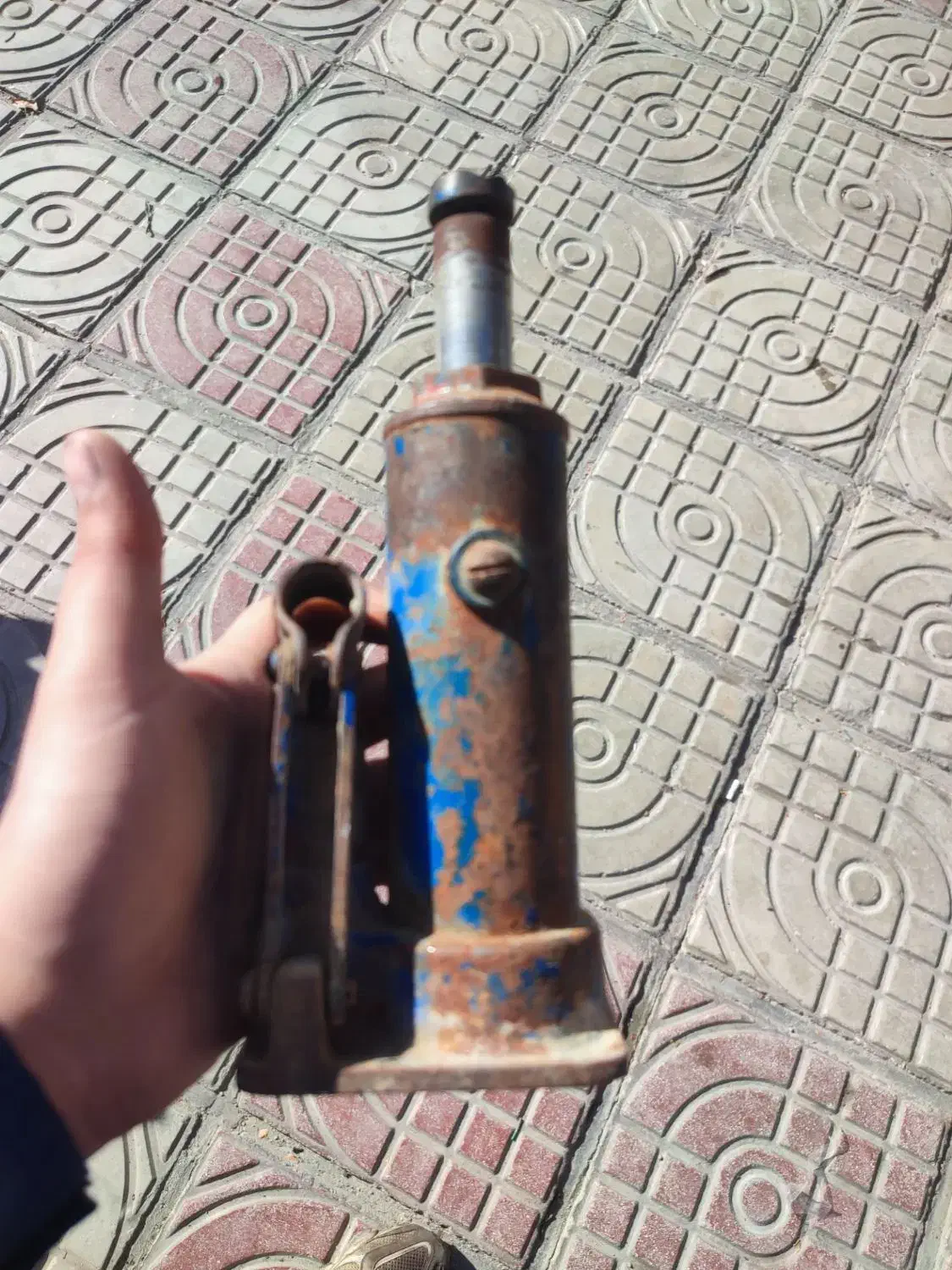 جک روغنی۳تن   سالم|ابزارآلات|دورود, |دیوار