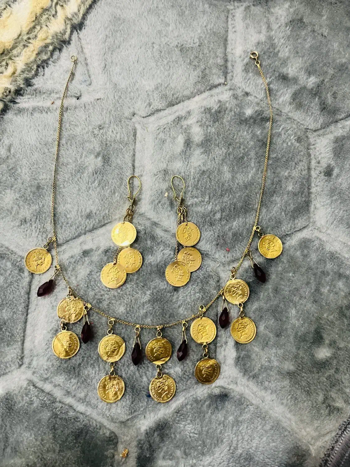 گلوبندو گوشوار والنگو|جواهرات|دهدشت, |دیوار