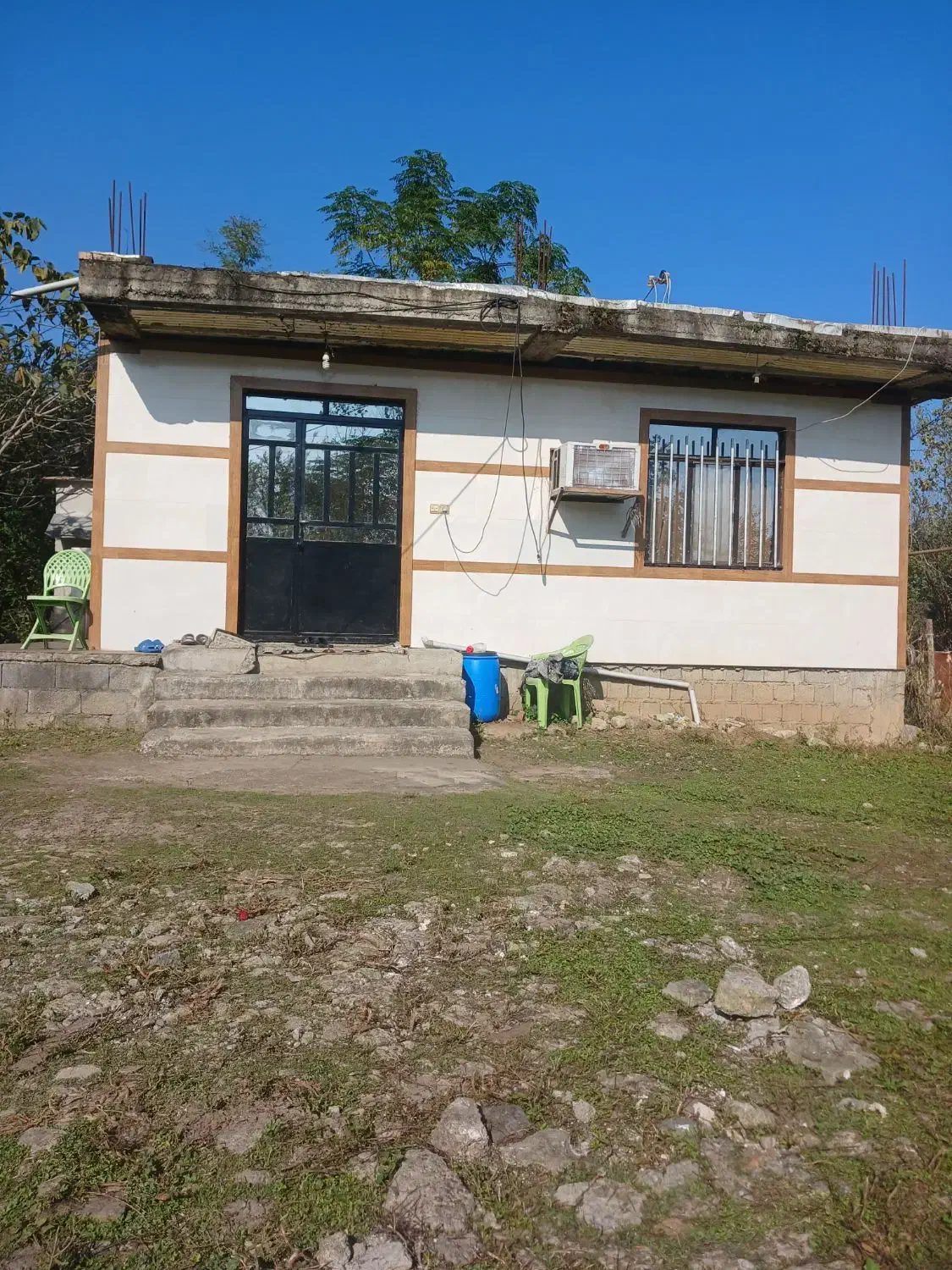 اجاره ورهن خانه ی ویلایی سالیانه|اجارهٔ خانه و ویلا|تالش, هشتپر|دیوار