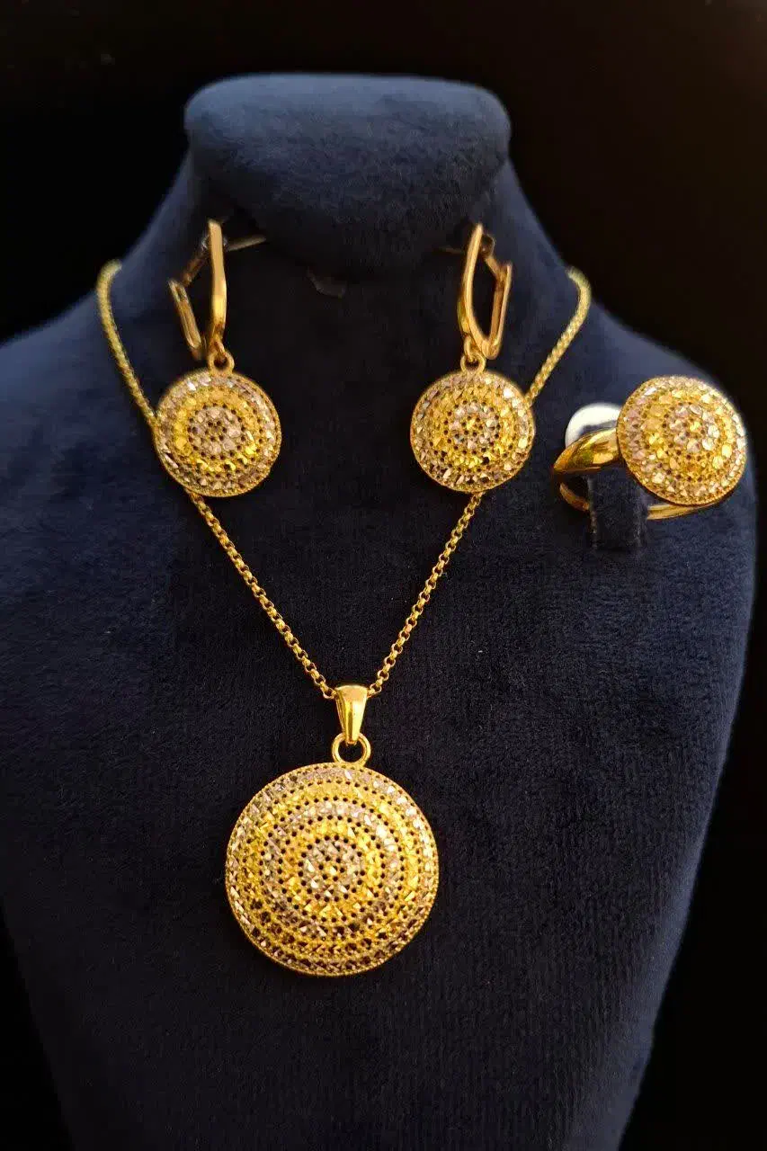 ست های نمادار|جواهرات|شیراز, شاهچراغ|دیوار