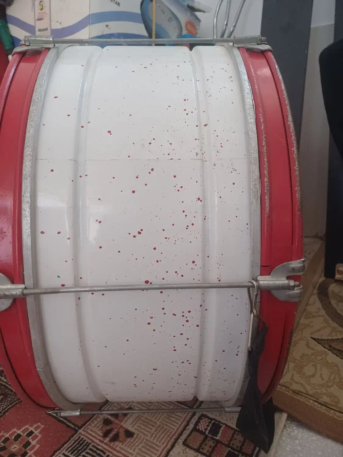 طبل|درام و پرکاشن|سبزوار, چهارراه فرودگاه|دیوار