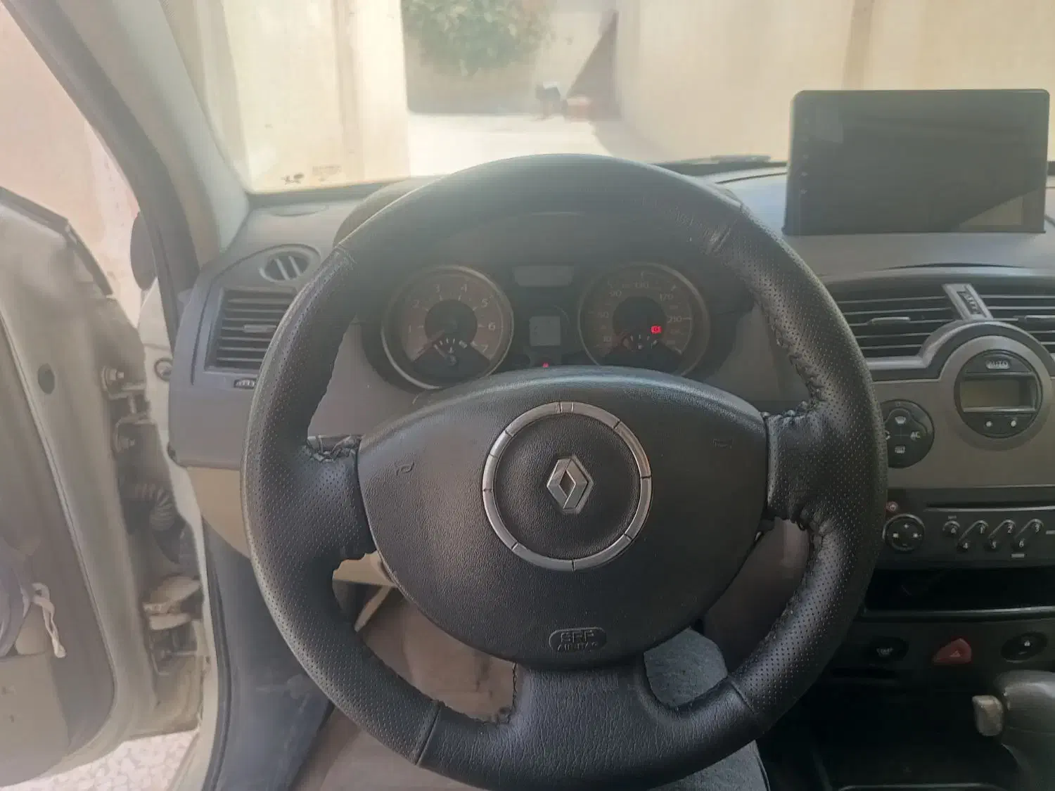 رنو مگان 2000 مدل 1391|خودرو سواری و وانت|بندرعباس, |دیوار