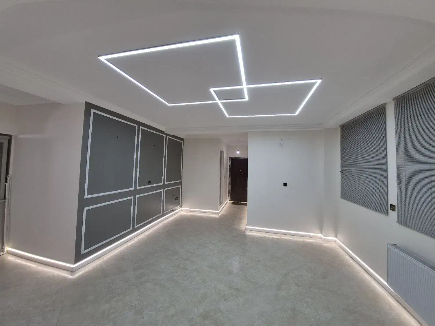 واحد خدماتی لب باغ فردوس شیک|فروش دفتر کار، اتاق اداری، مطب|سمنان, |دیوار