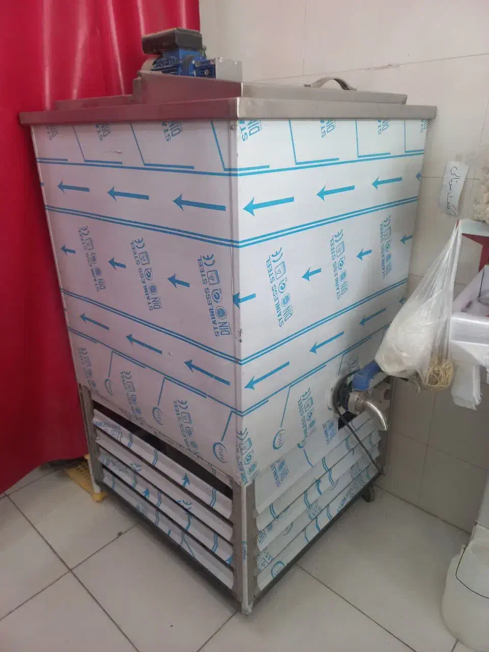 شیر سرد کن|فروشگاه و مغازه|آشتیان, |دیوار