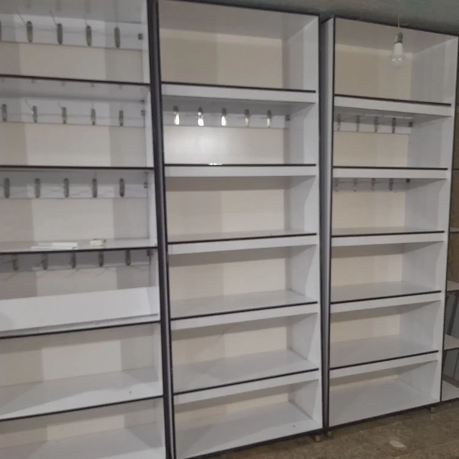 قفسه وصندلی|کتابخانه، شلف، قفسه‌های دیواری|خرم‌آباد, |دیوار