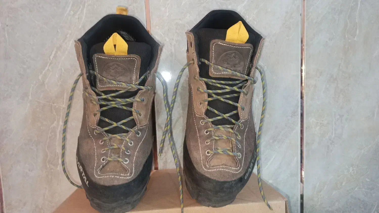 کفش کوهنوردی قارتال|تجهیزات ورزشی|شهرکرد, |دیوار