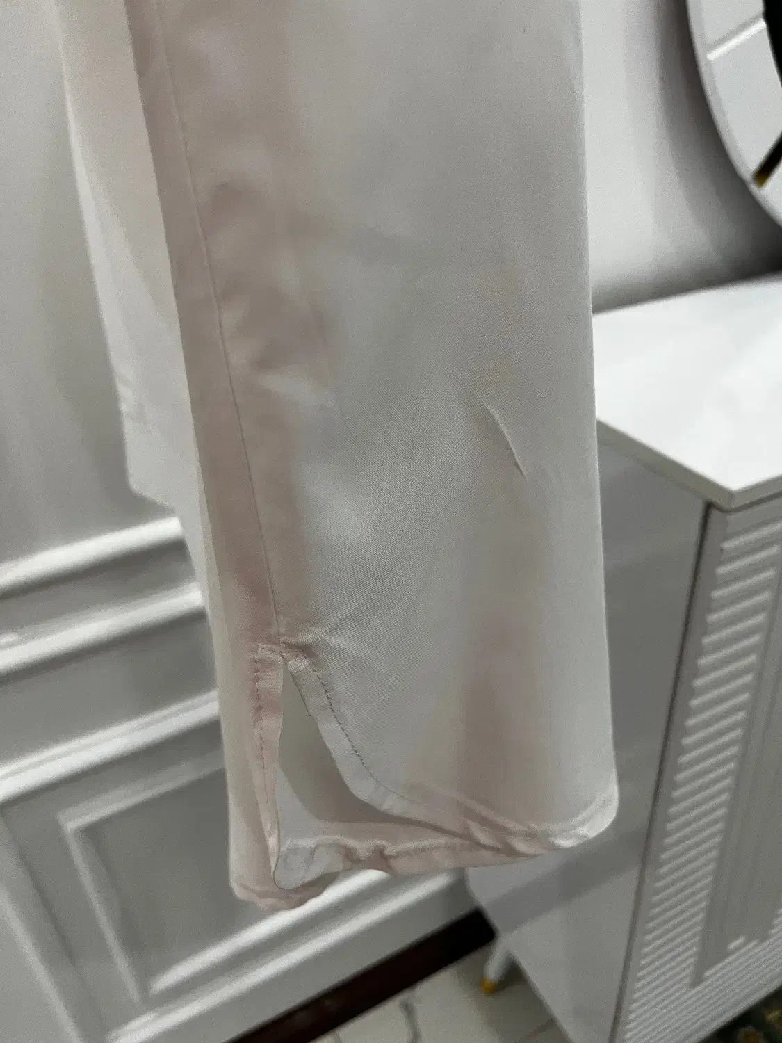 شومیز سفید نو|لباس|شیروان (خراسان), |دیوار