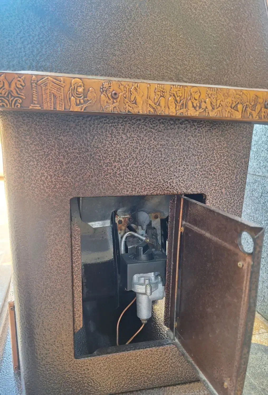 بخاری طرح شومینه|بخاری، هیتر، شومینه|شیراز, کوشک میدان|دیوار