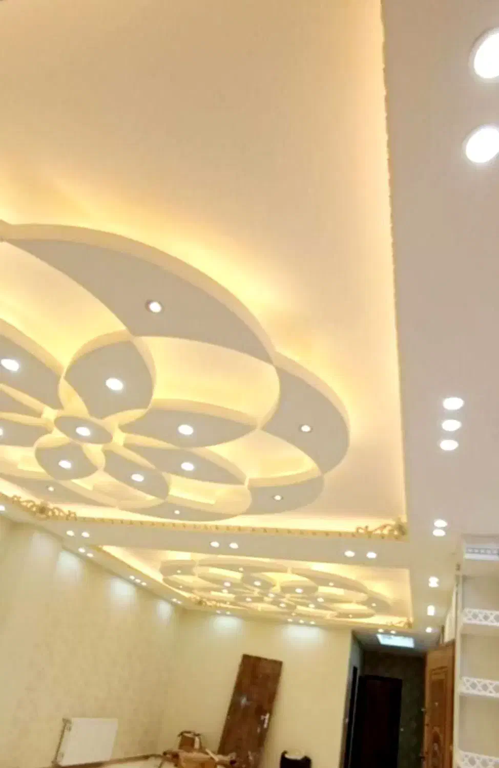 سیم کش.سیمکشی هالوژن.نورمخفی.لاین نوری‌.برقکار|خدمات پیشه و مهارت|اردبیل, |دیوار