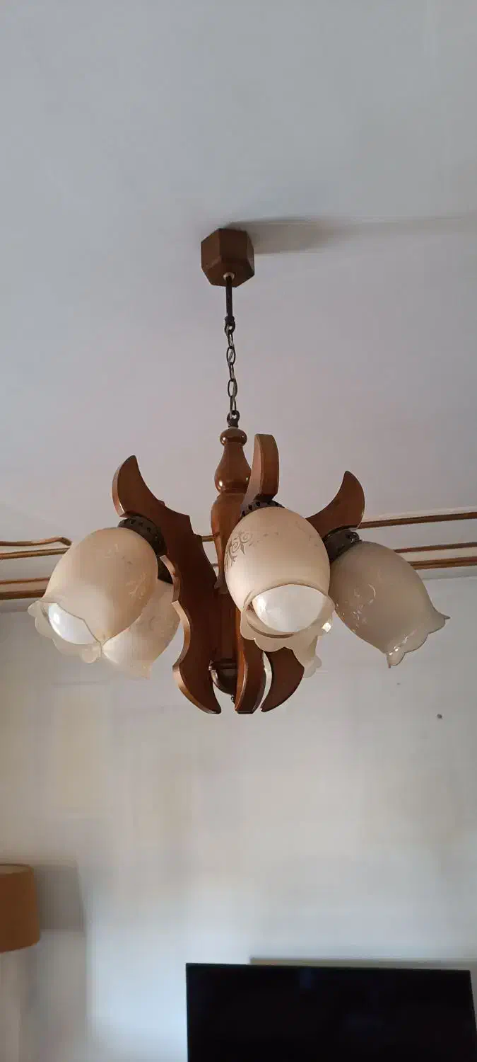 لوستر|لوستر و چراغ آویز|رشت, حمیدیان|دیوار