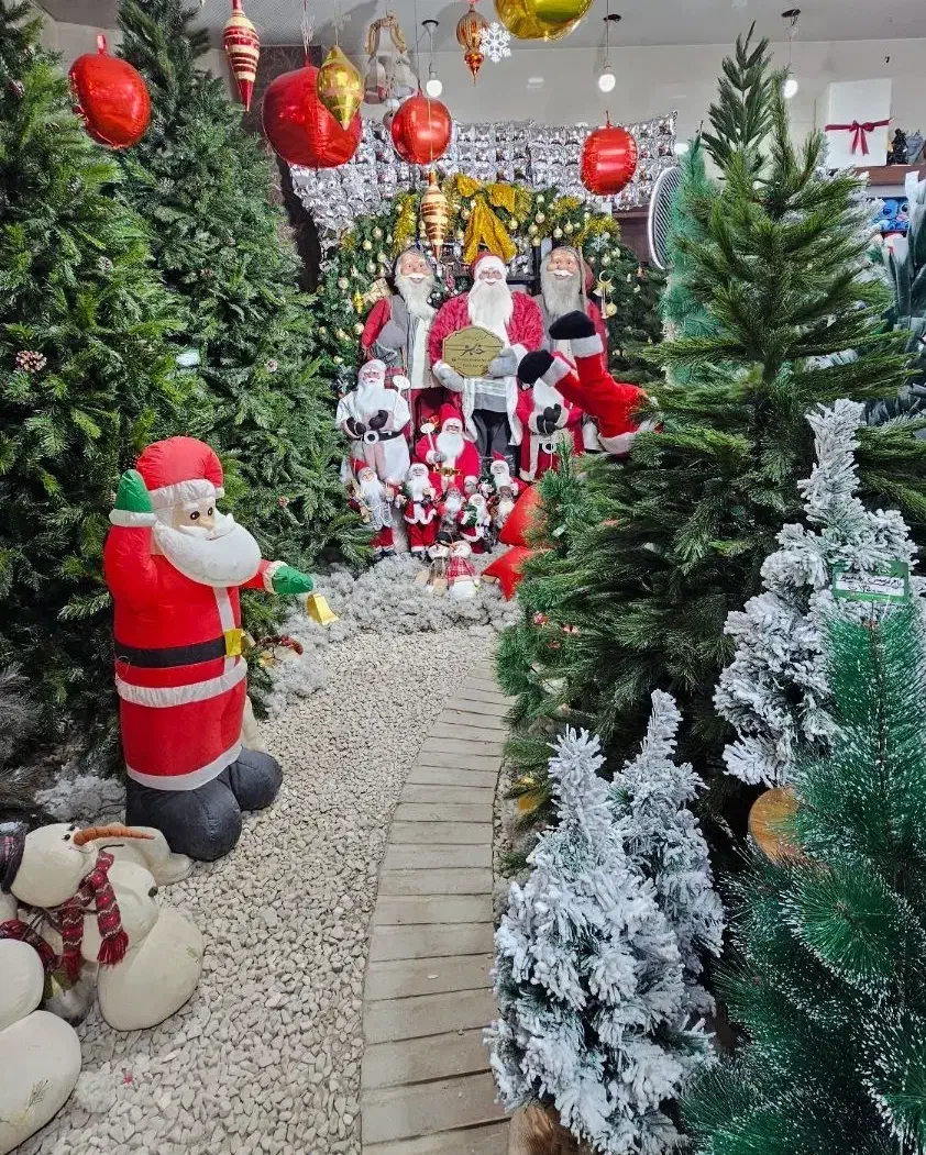 درخت کریسمس|گل مصنوعی|اصفهان, مهدی آباد|دیوار