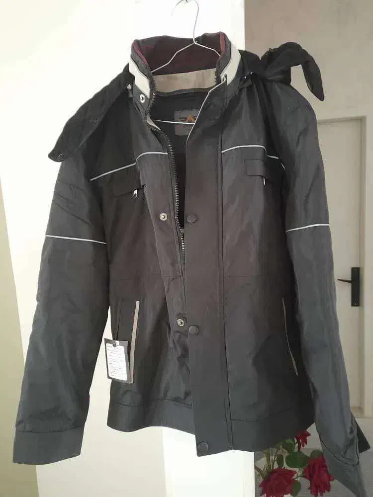 کاپشن مردانه|لباس|اندیشه, اندیشه فاز ۲|دیوار