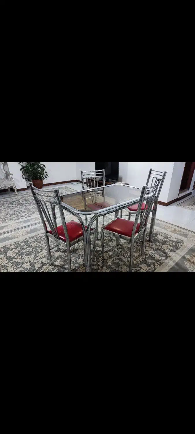 نهار خوری استیل ۴نفره ۴۵۰۰۰۰۰|میز و صندلی غذاخوری|بجنورد, |دیوار