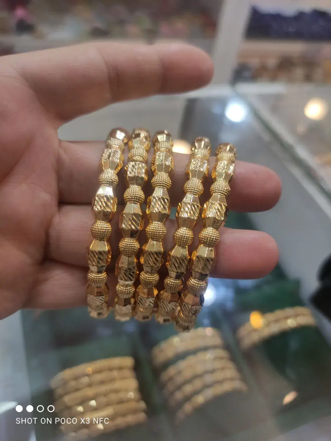 النگو رنگ ثابت|بدلیجات|شیراز, سینما سعدی|دیوار