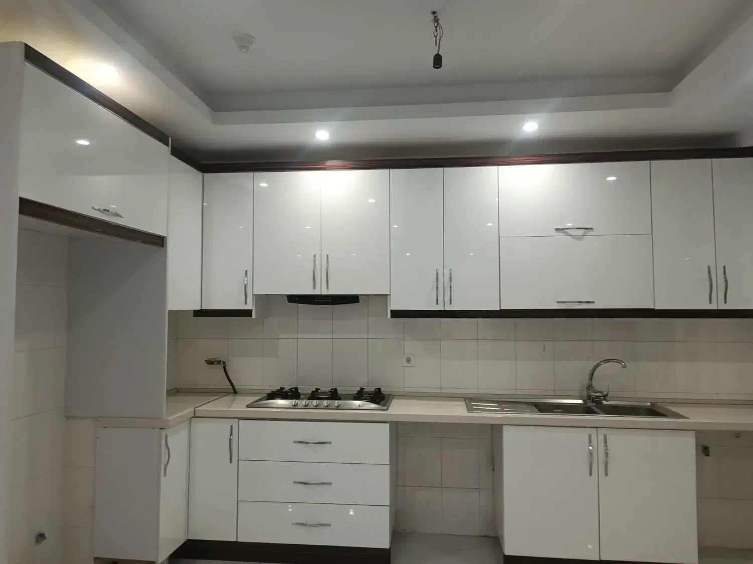 120متر۲خواب نوساز آکواریوم نور خوش نقشه شهران