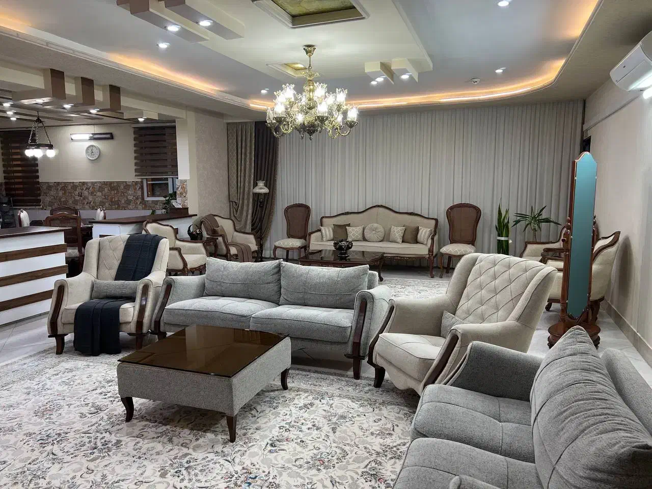 آپارتمان 160متر/سه خواب/فول/ واقع درخیابان یاران|فروش آپارتمان|مشهد, هفده شهریور|دیوار