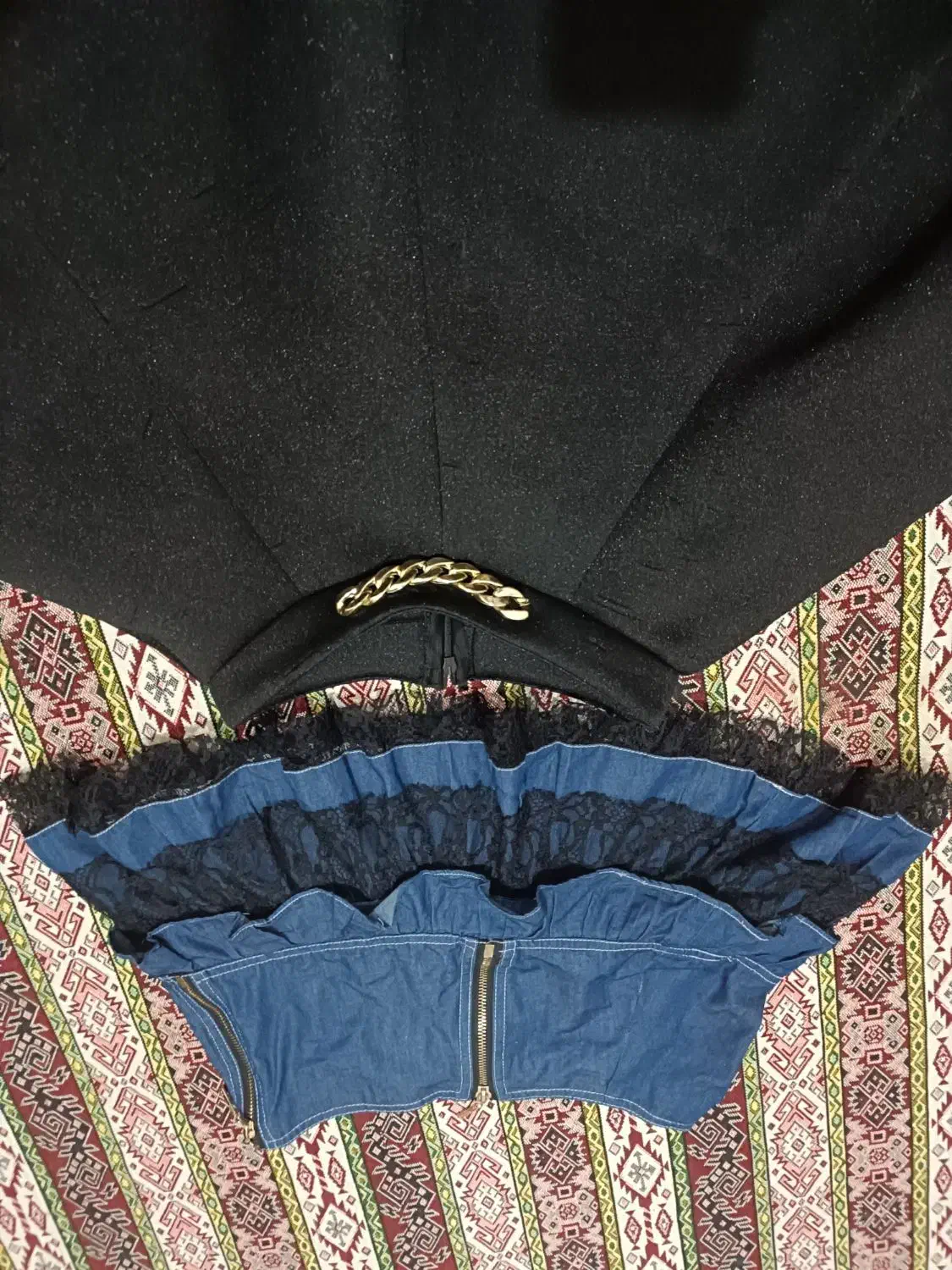 دامن مجلسی|لباس|مشهد, شهید قربانی|دیوار