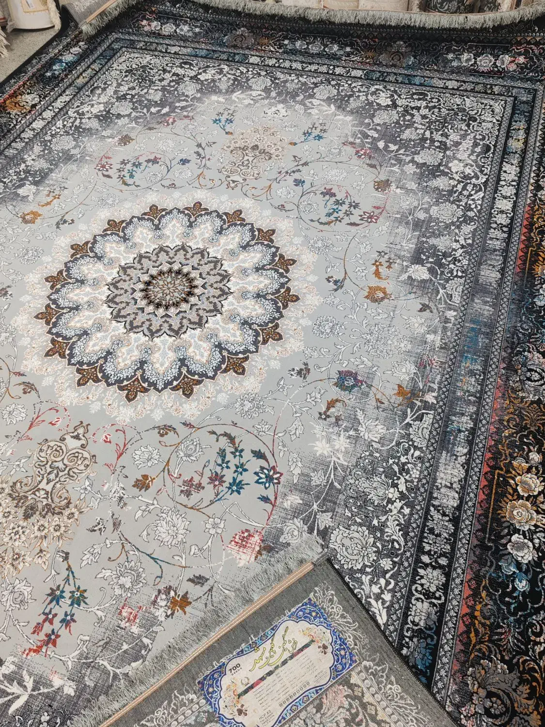 3تخته فرش 12متری وینتج نقره ای سورمه ای|فرش|قم, نیروگاه|دیوار