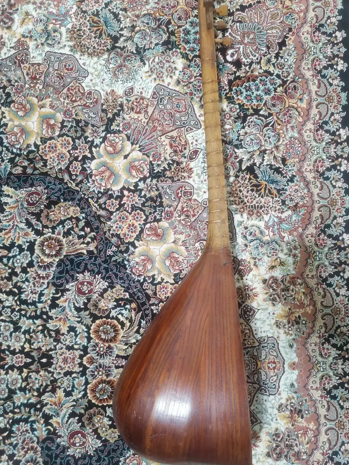 ساز قوپوز|سازهای سنتی|تبریز, |دیوار