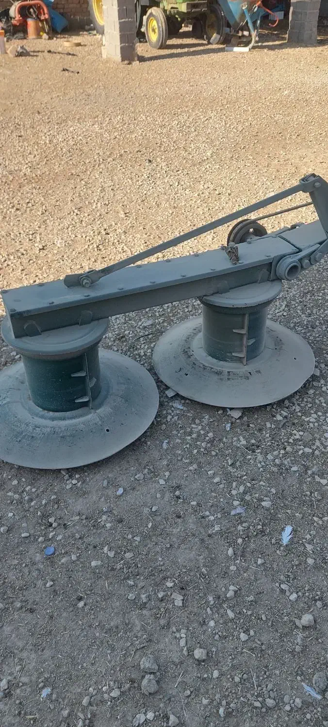 موور یونجه زن 165ترک|ماشینآلات صنعتی|مرودشت, رامجرد یک|دیوار