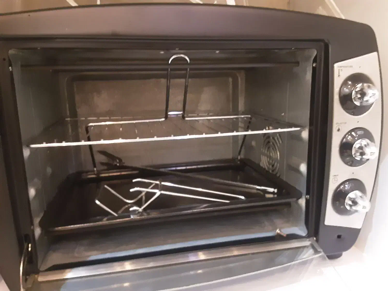 توستر فرانسوی canson در حد نو بدون هیچ لک و جرمی|اجاق گاز و لوازم برقی پختوپز|تهران, تهرانپارس غربی|دیوار