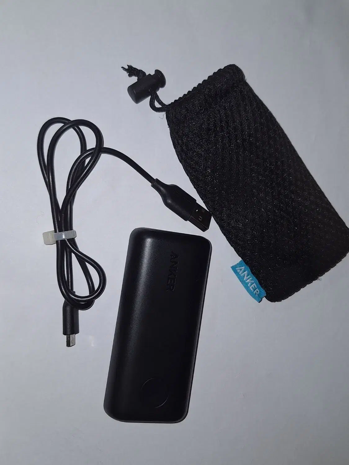 پاوربانک انکر ۶۷۰۰ میلی‌آمپر با جعبه و لوازم کامل|لوازم جانبی موبایل و تبلت|خرم‌آباد, |دیوار