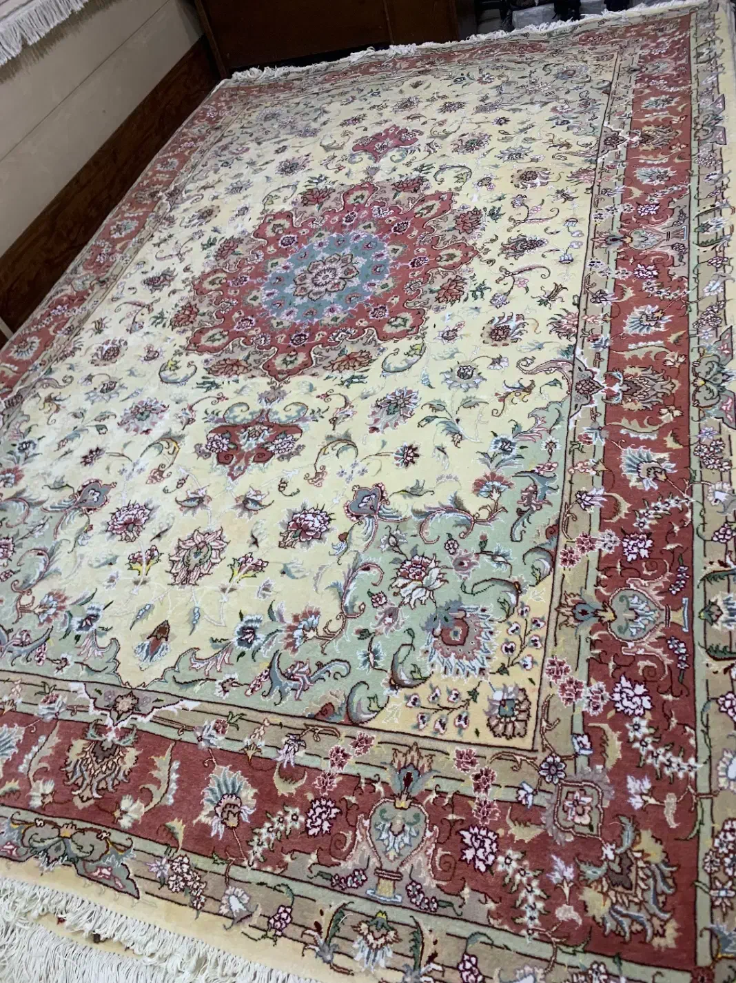 (فرش حق زاده)جفت فرش۶متری۴۰رج علیا گل ابریشم|فرش|تبریز, |دیوار