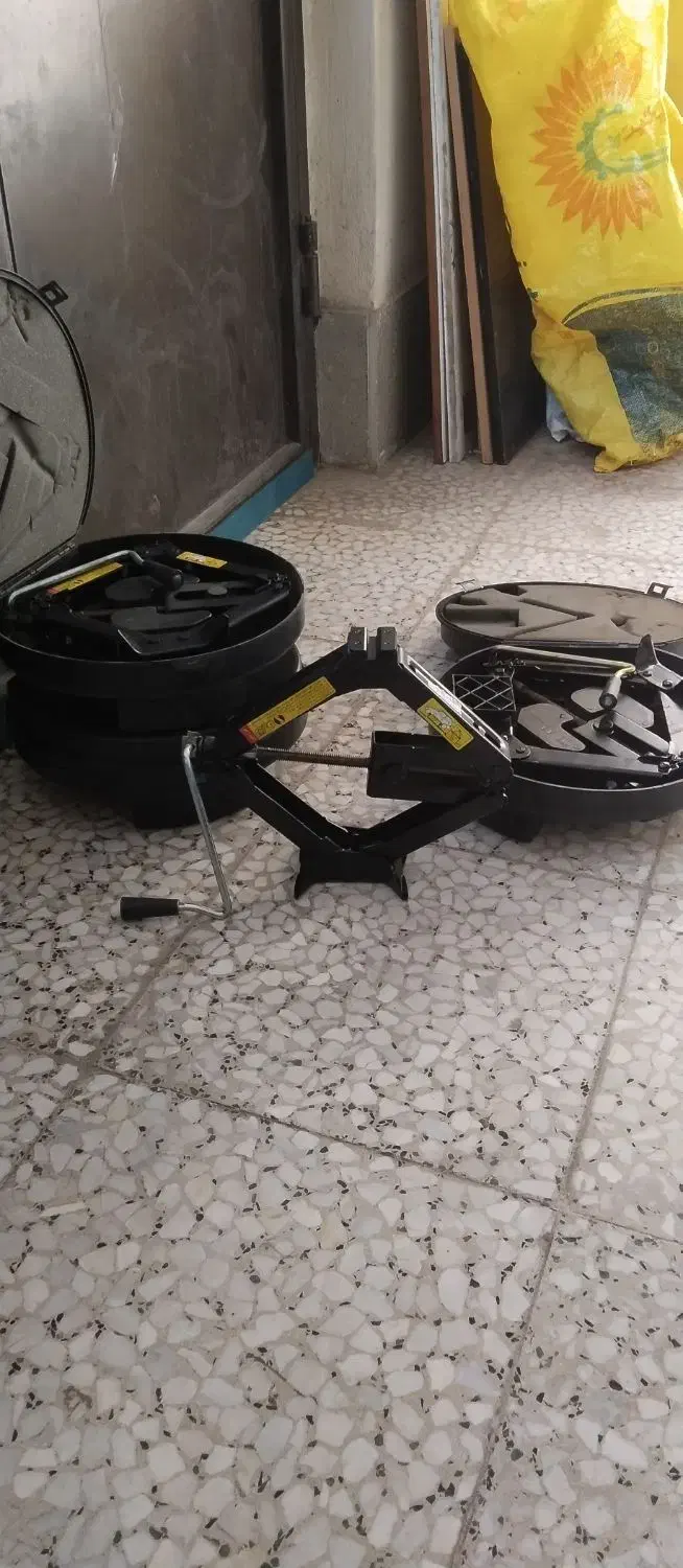 جک خودرو سواری|قطعات یدکی و لوازم جانبی|بومهن, |دیوار