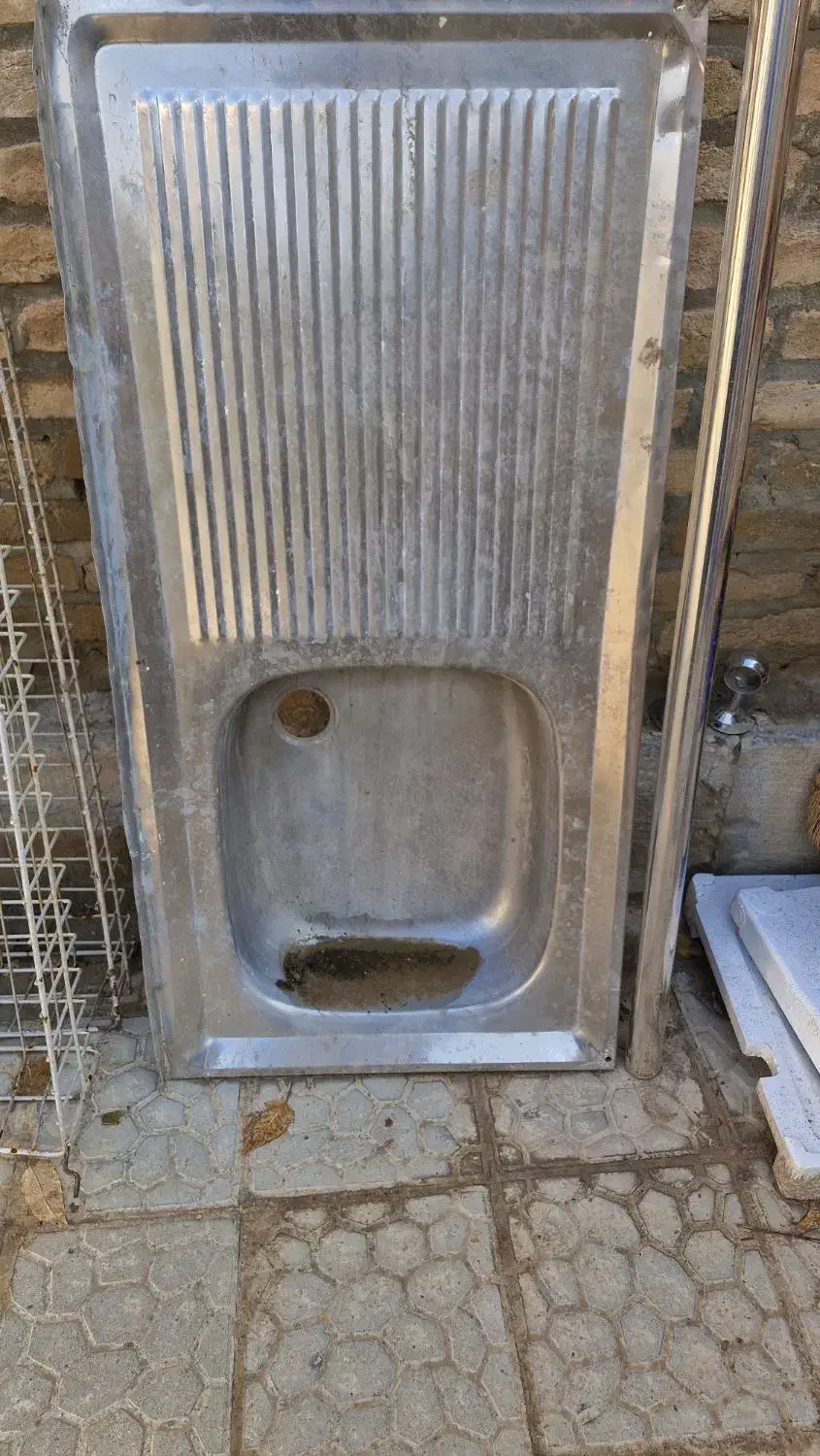 سینک آبچکان|آبچکان و نظمدهنده ظروف|اصفهان, سرچشمه|دیوار