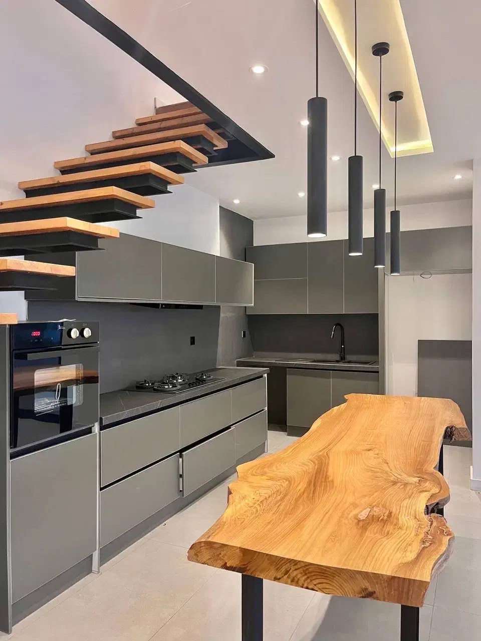 ویلایی تریبلکس/لوکس نشین/جنگل و دریا|فروش خانه و ویلا|رویان, |دیوار