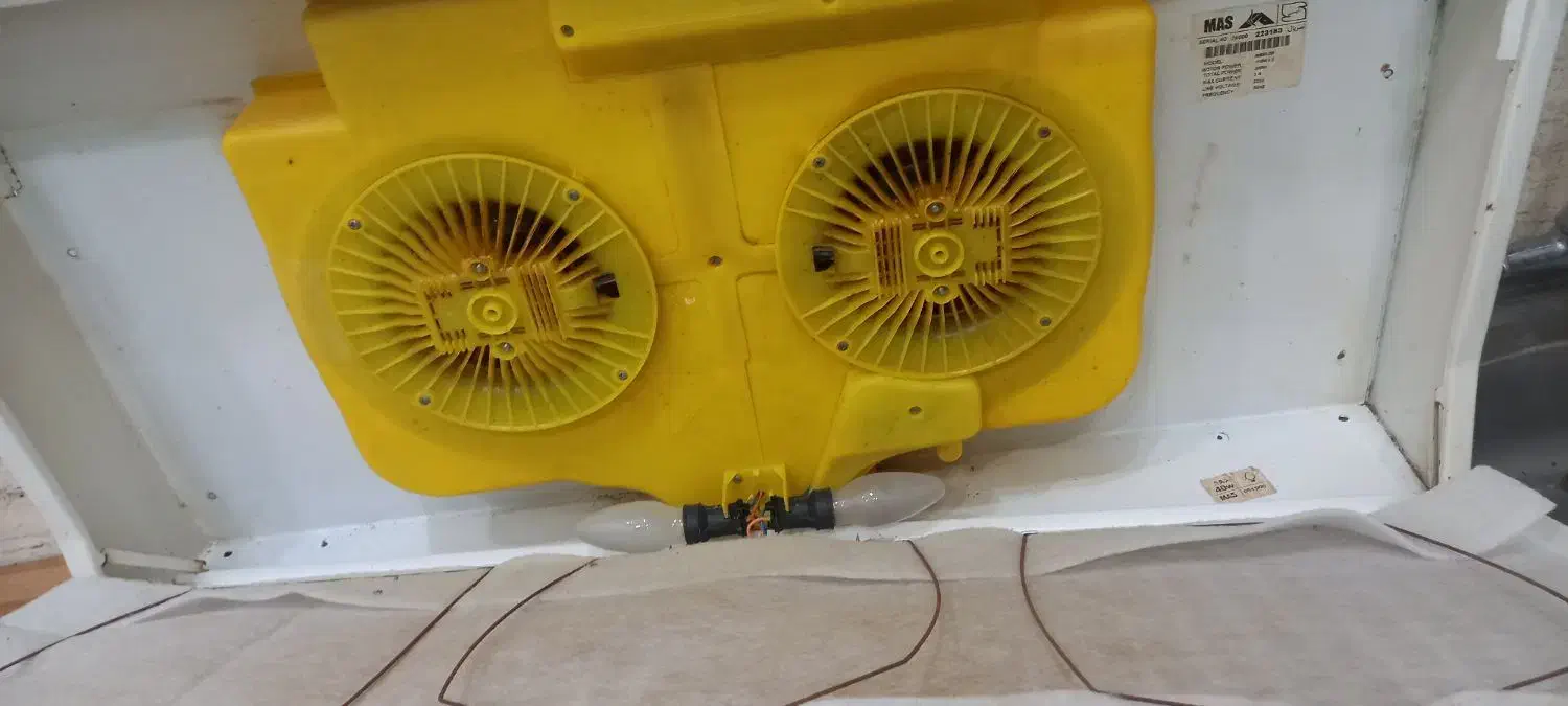 هود|هود|صومعه‌سرا, |دیوار