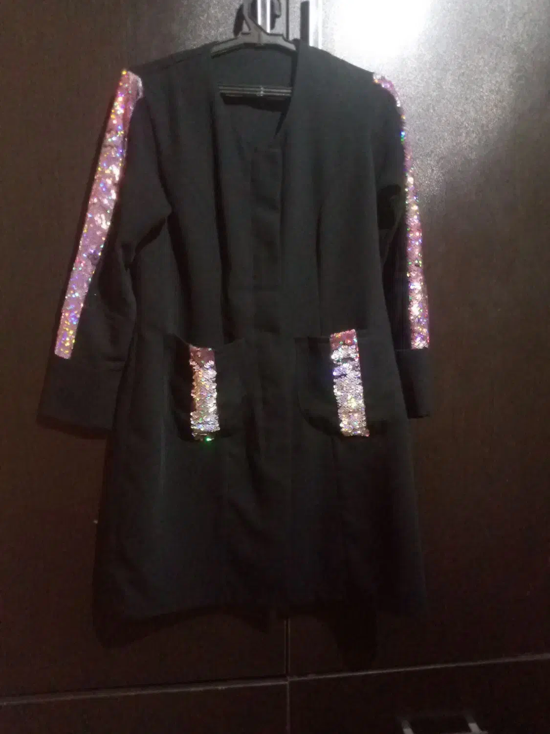 لباس|لباس|فردوس (خراسان), |دیوار