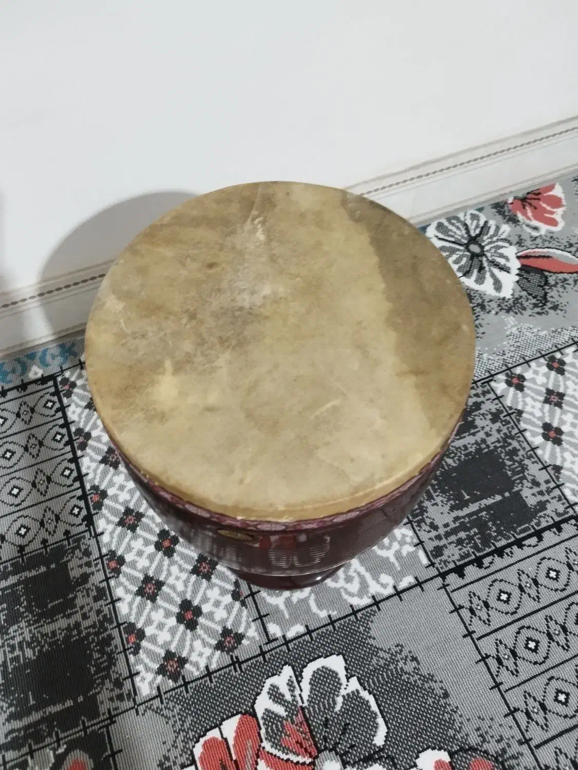 تنبک نو|سازهای سنتی|قدس, شهر‌قدس|دیوار