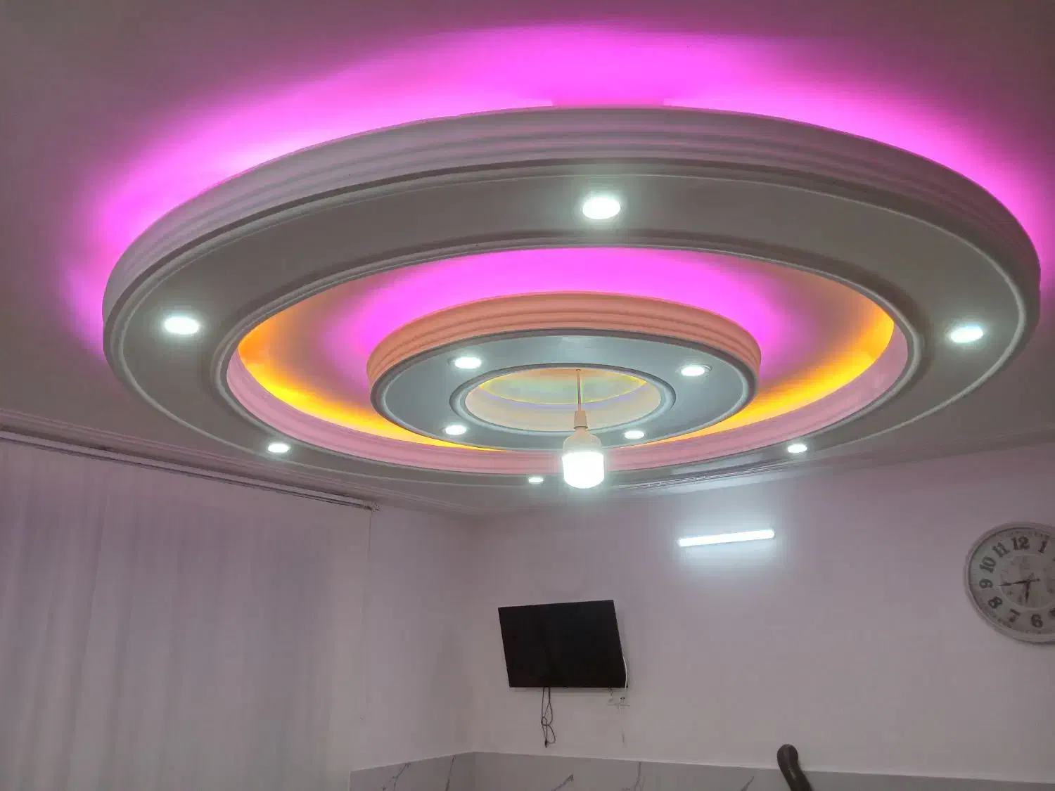 برق ساختمان و آیفون صوتی و تصویری|خدمات پیشه و مهارت|اسفراین, |دیوار