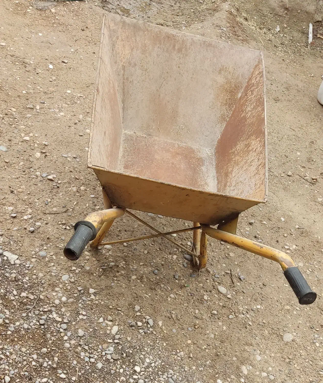 فرغون (گاری)|ابزارآلات|شوشتر, |دیوار