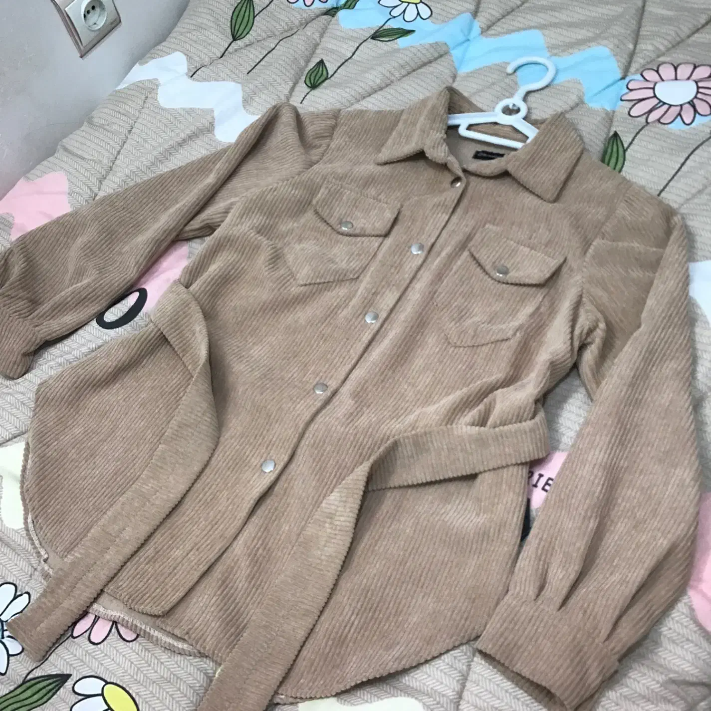 شکت کبریتی|لباس|قائم‌شهر, |دیوار