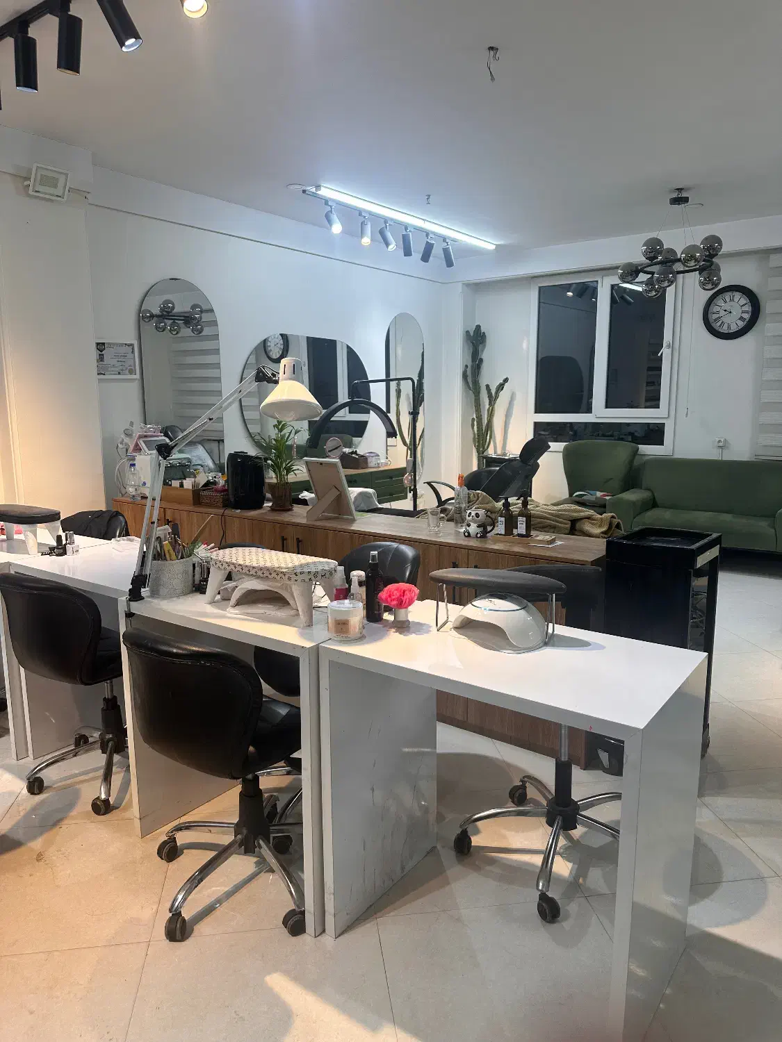 اجاره میز ناخن|اجارهٔ دفتر کار، اتاق اداری، مطب|تهران, شمسآباد|دیوار