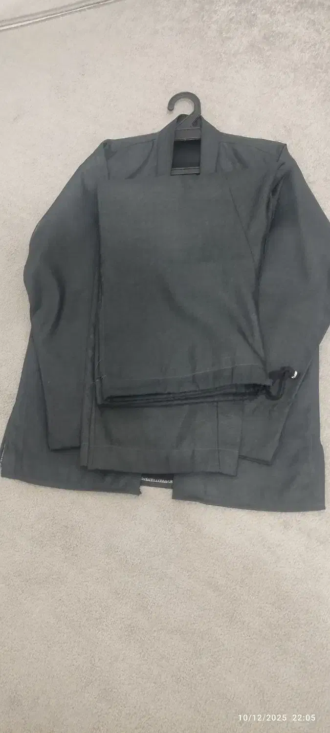 با سلام، فروش یک دست کت و شلوار مردانه مشکی|لباس|سرپل ذهاب, |دیوار